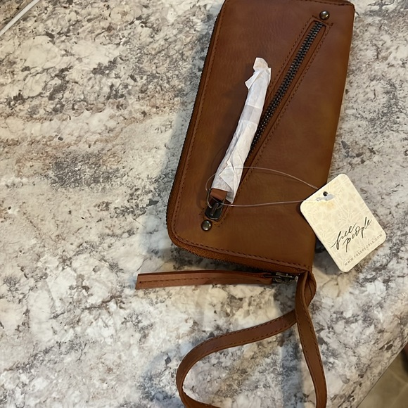 Free people wallet - Picture 3 of 10